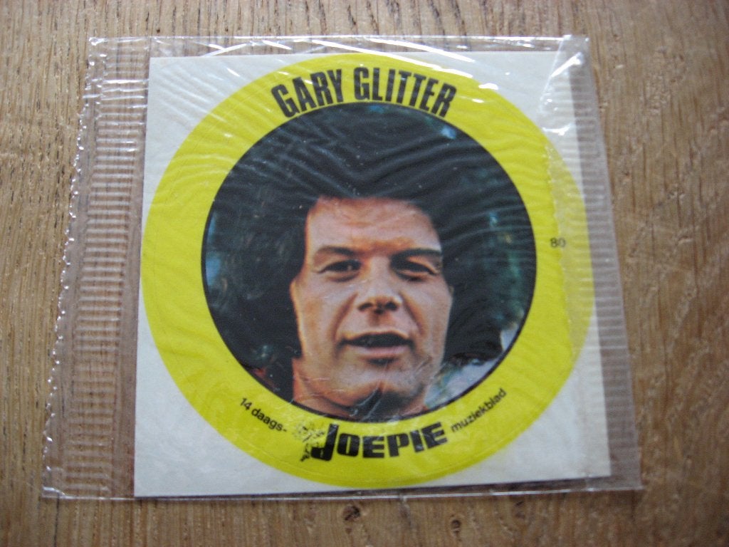Sticker Gary Glitter nr 80 Joepie 9 x 9 cm, Verzamelen, Ophalen of Verzenden, Nieuw, Overige typen
