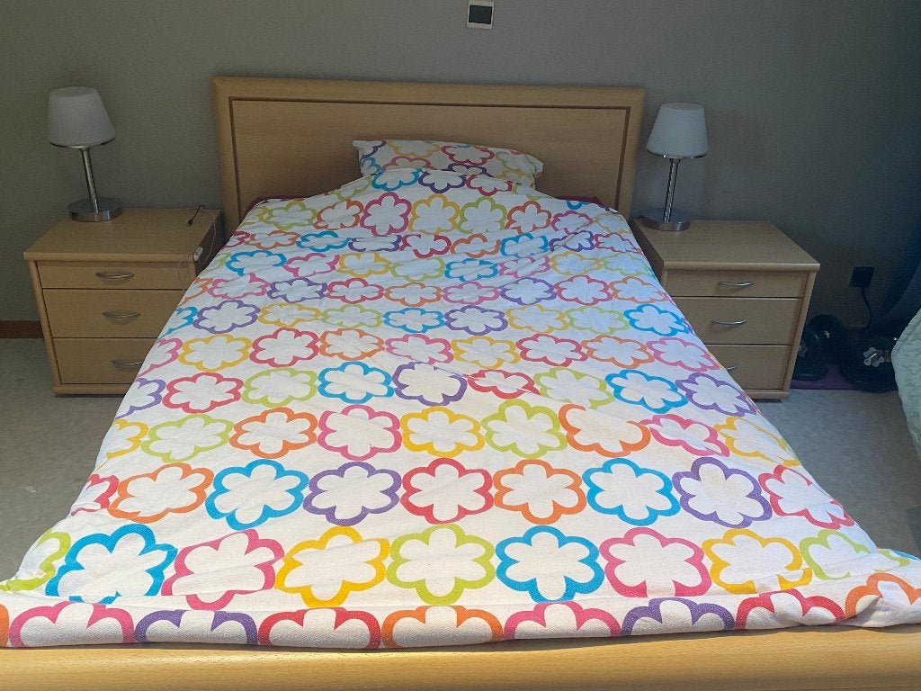 Elektrisch verstelbaar bed (120x200) + matras, Ophalen, Eenpersoons, 120 cm, Hout