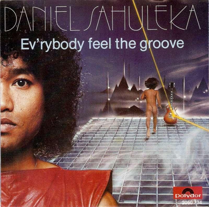 single Daniel Sahuleka - Ev’rybody feel the groove, CD & DVD, Vinyles Singles, Enlèvement ou Envoi, Single, Comme neuf, Musique de films et Bande son