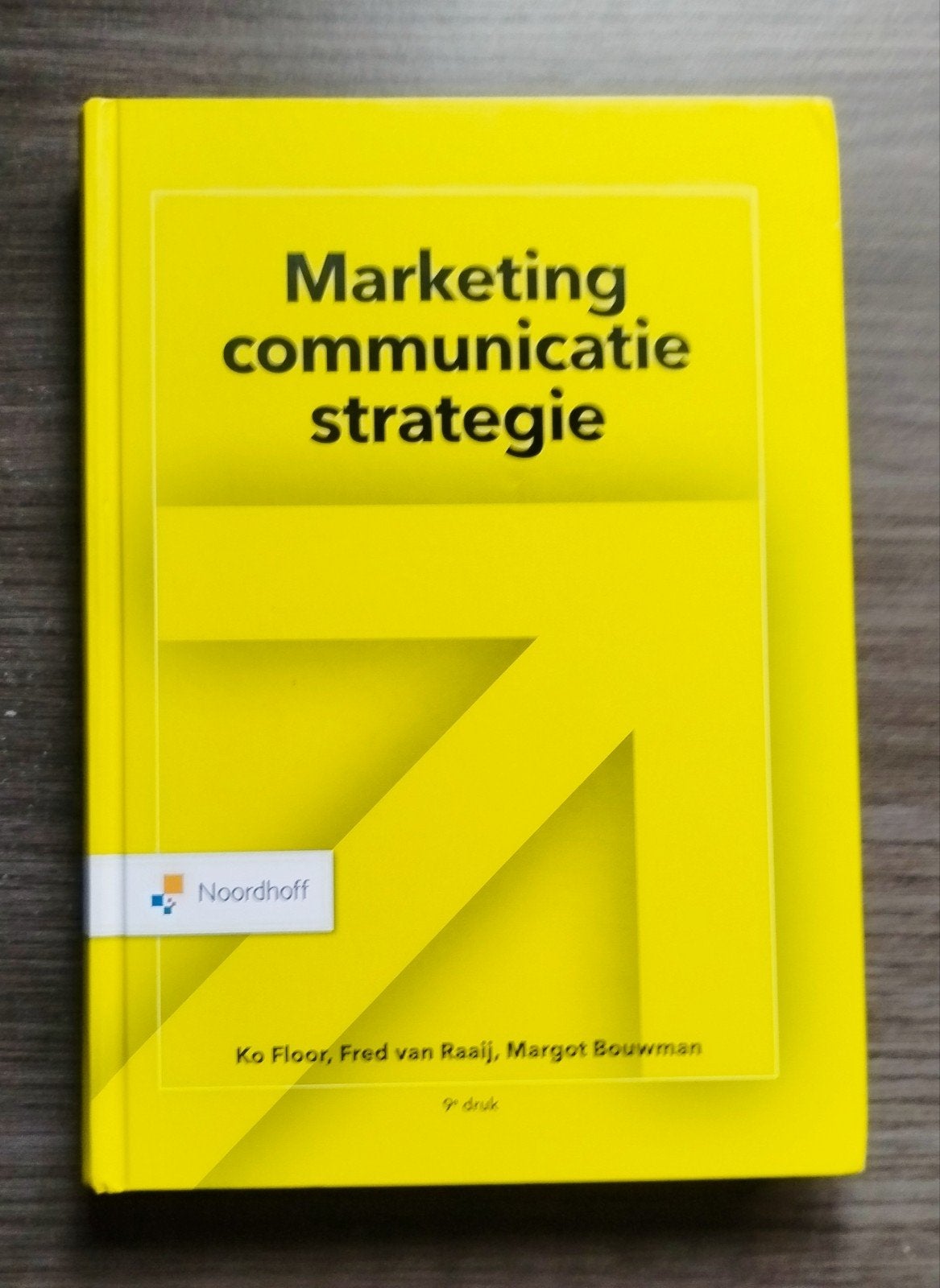 Ko Floor - Marketingcommunicatiestrategie, Enlèvement ou Envoi, Ko Floor; Fred van Raaij; Margot Bouwman