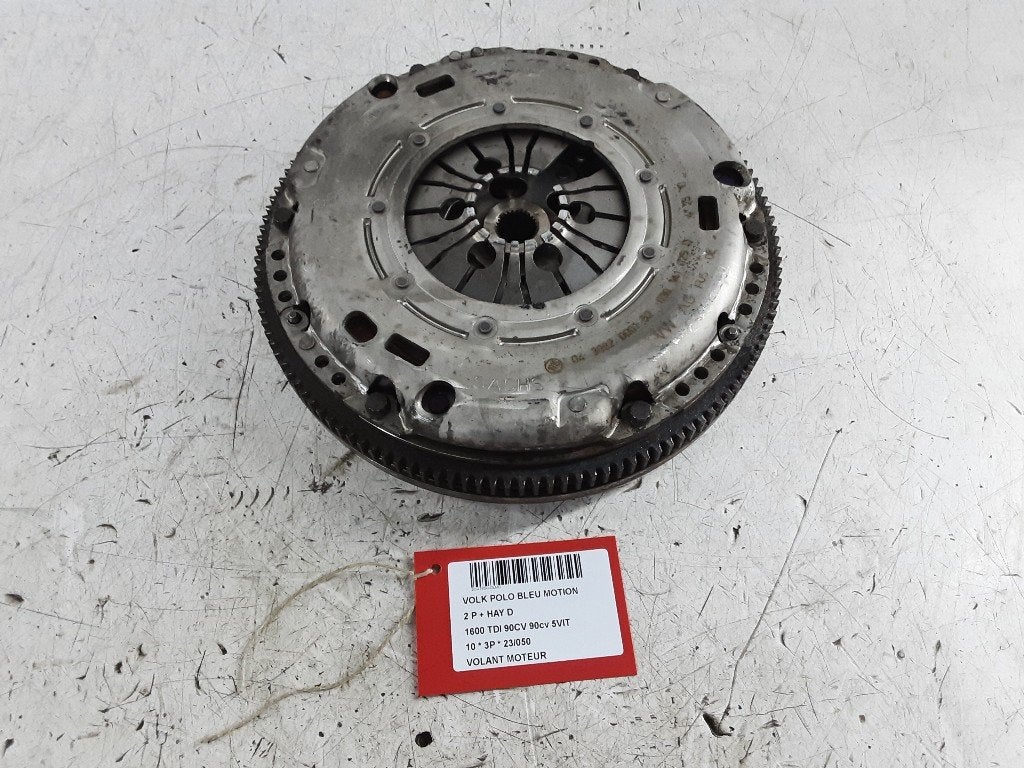 VOLANT MOTEUR Volkswagen Polo V (6R) (01-2009/05-2022), Volkswagen, Mevr. I. Hauben, Utilisé, Rue de l'Espoir 34 34
4030  GRIVEGNÉE, BE