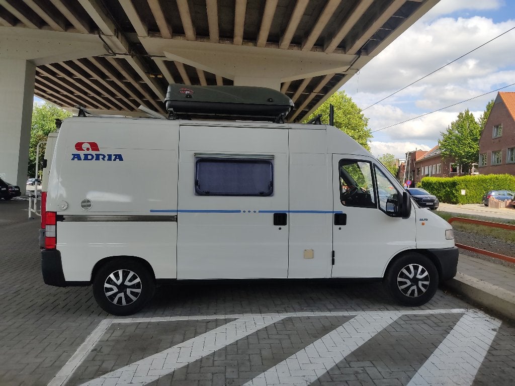 Camping-car Adria compact, prêt à voyager., Fiat, Adria, Trousse de toit, Jusqu'à 3