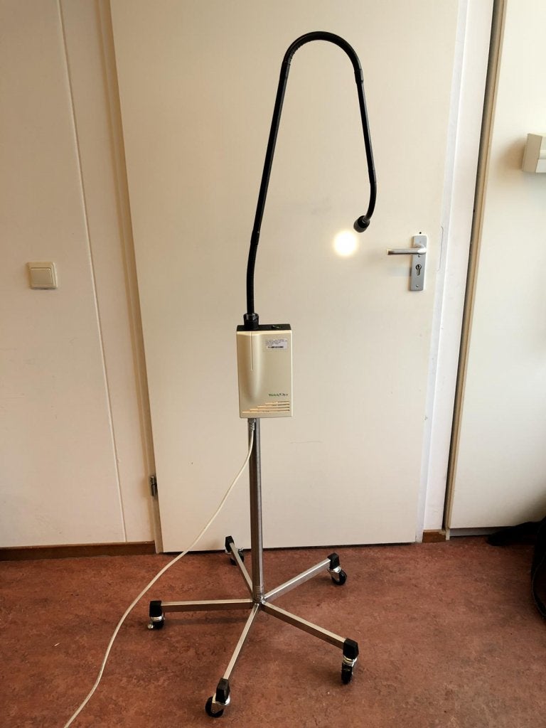 Medische onderzoekslamp Welch Allyn, Divers