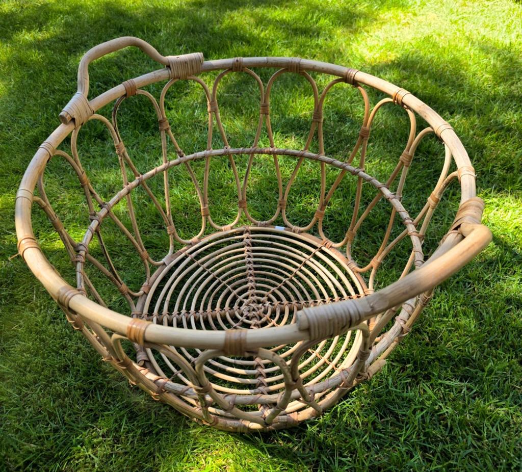 Rotan mand, Huis en Inrichting, Woonaccessoires | Schalen en Manden, Ophalen, Mand