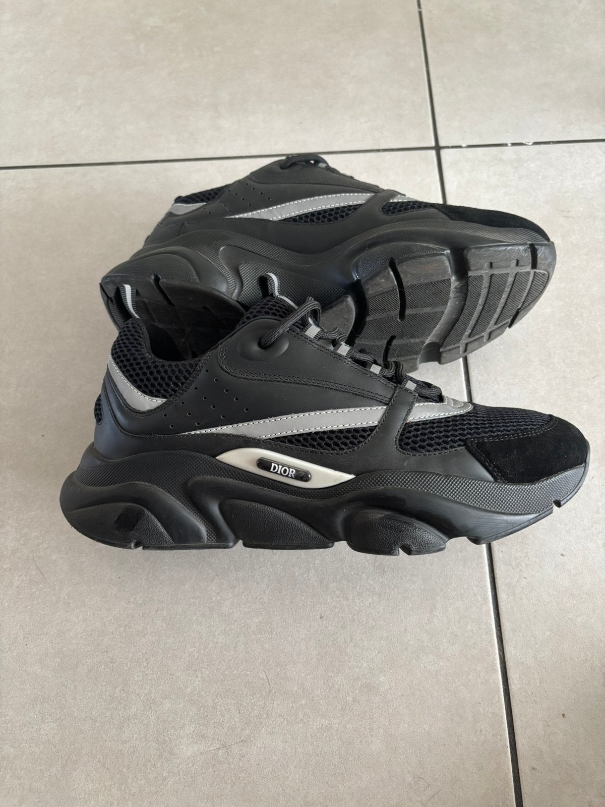 Dior B22, Ophalen of Verzenden, Zo goed als nieuw, Schoenen