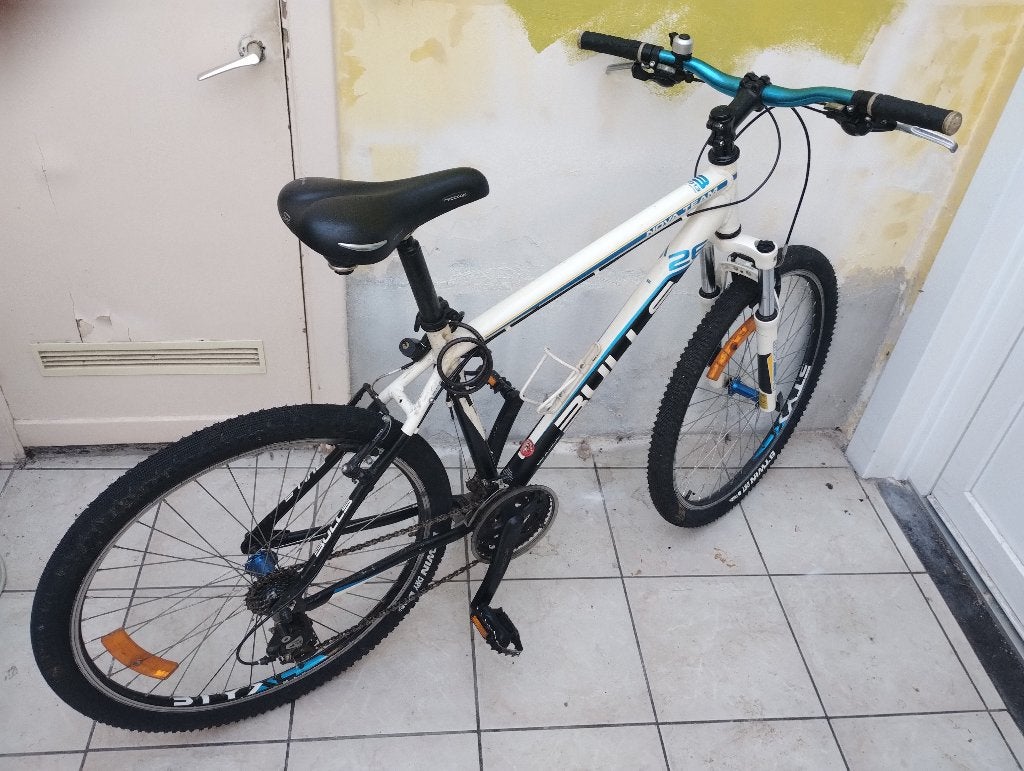 mtb bulls nova team, Fietsen en Brommers, Hardtail, Velgrem, 45 tot 49 cm, Zo goed als nieuw