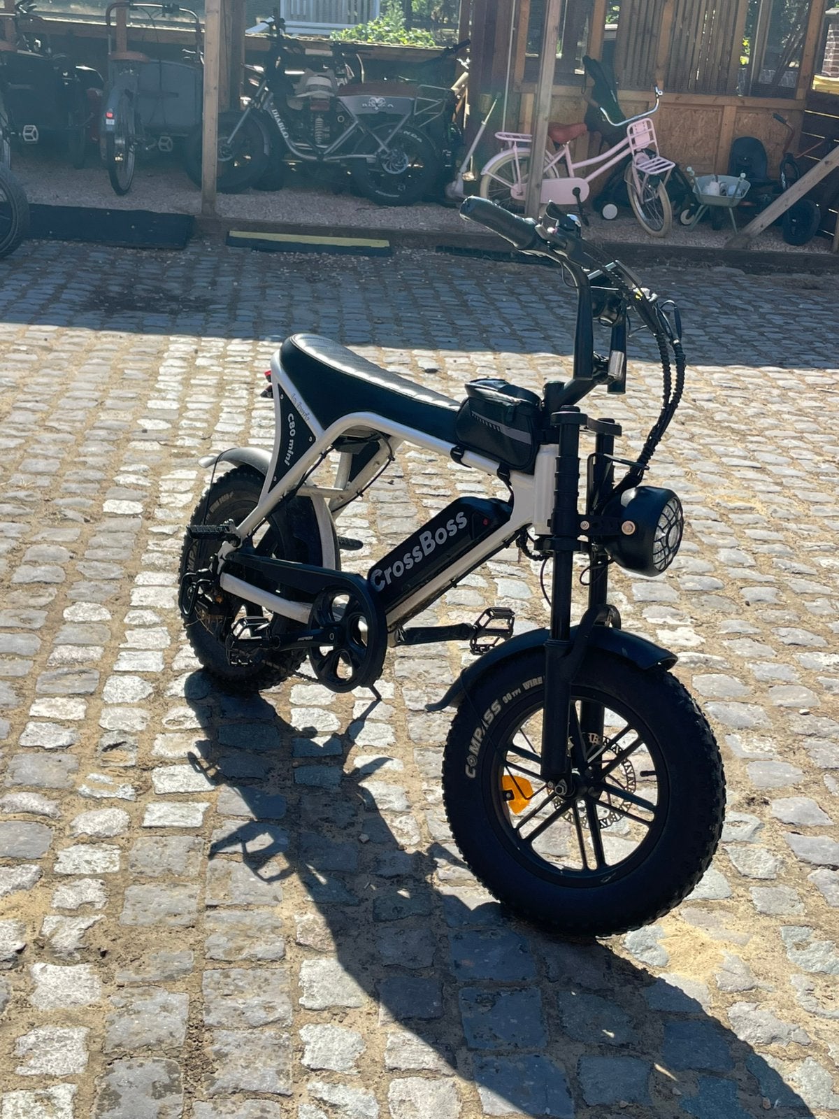 Fatbike v8 mini, Ophalen, Zo goed als nieuw