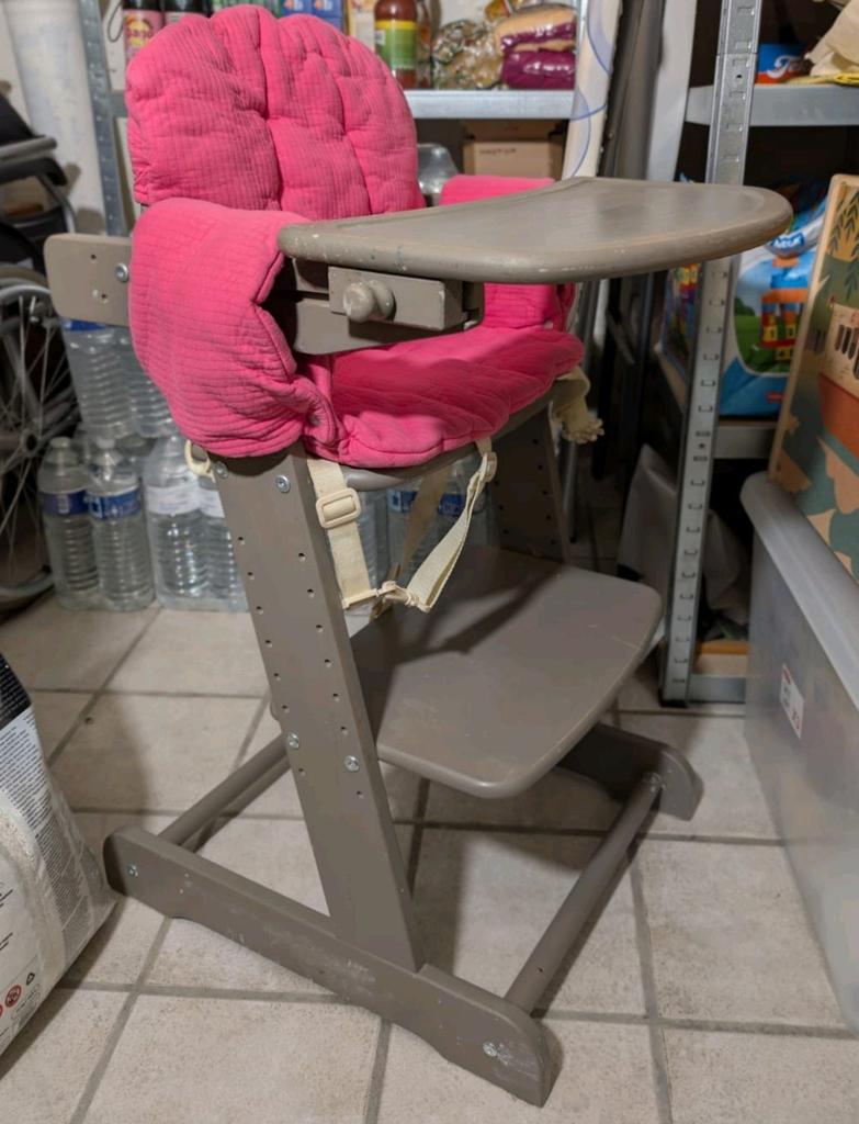 Chausse Haute pour Enfants, Enlèvement