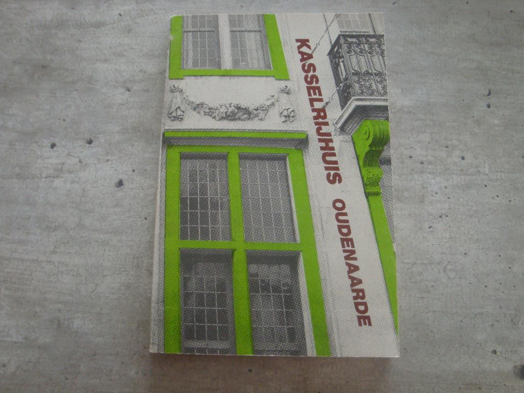 HET KASSELRIJHUIS TE OUDENAARDE, Boeken, Geschiedenis | Stad en Regio, Gelezen, Ophalen of Verzenden