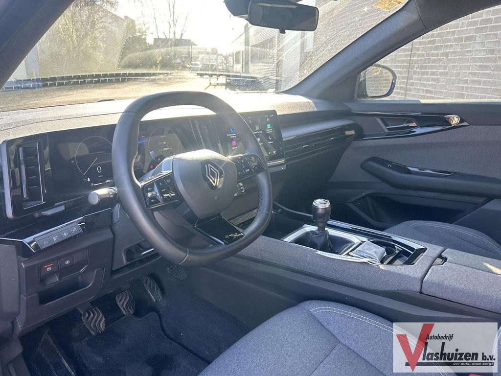 Renault Austral 1.2 mild hybrid advanced 130 equilibre | € 1, Auto's, Renault, 118 g/km, Parkeersensor, Bedrijf, Handgeschakeld