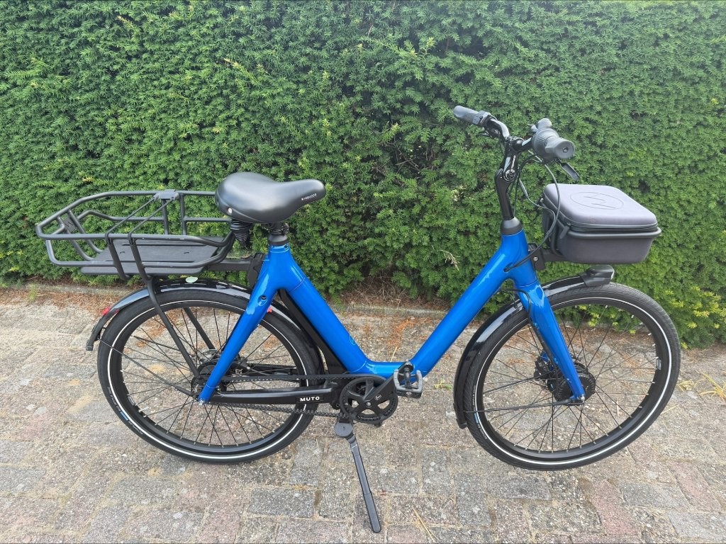 zgan stella muto vol optie,s riem aandrijving, 51 tot 55 cm, Ophalen, Zo goed als nieuw, 50 km per accu of meer