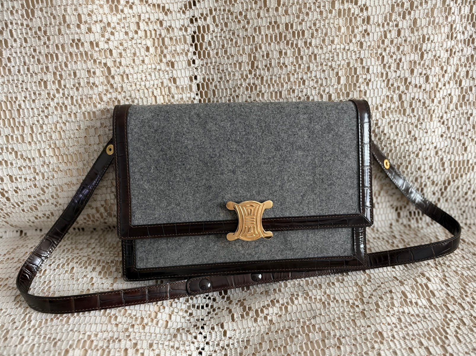 CÉLINE tweed schoudertas als nieuw, Ophalen of Verzenden, Zo goed als nieuw, Leer