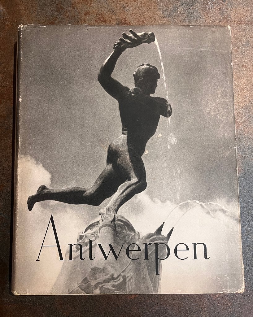 Antwerpen, monumentaal fotoboek uit 1951, Boeken, Verzenden, 20e eeuw of later, Gelezen