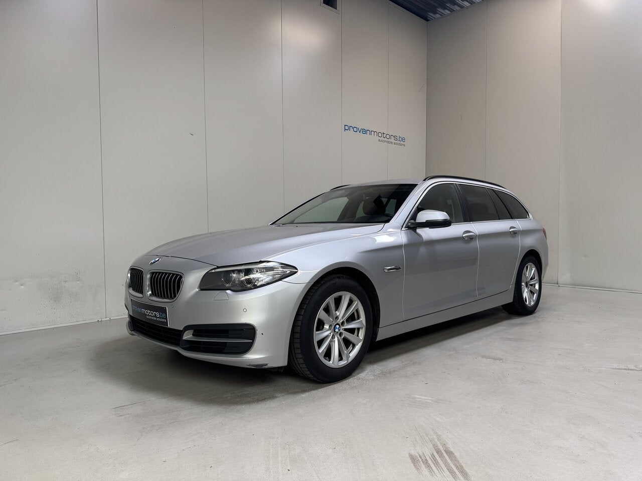 BMW 520 2.0D Touring Autom.- Harman/Kardon - Goede Staat!, Auto's, 118 g/km, 1995 cc, Euro 6, 4 cilinders