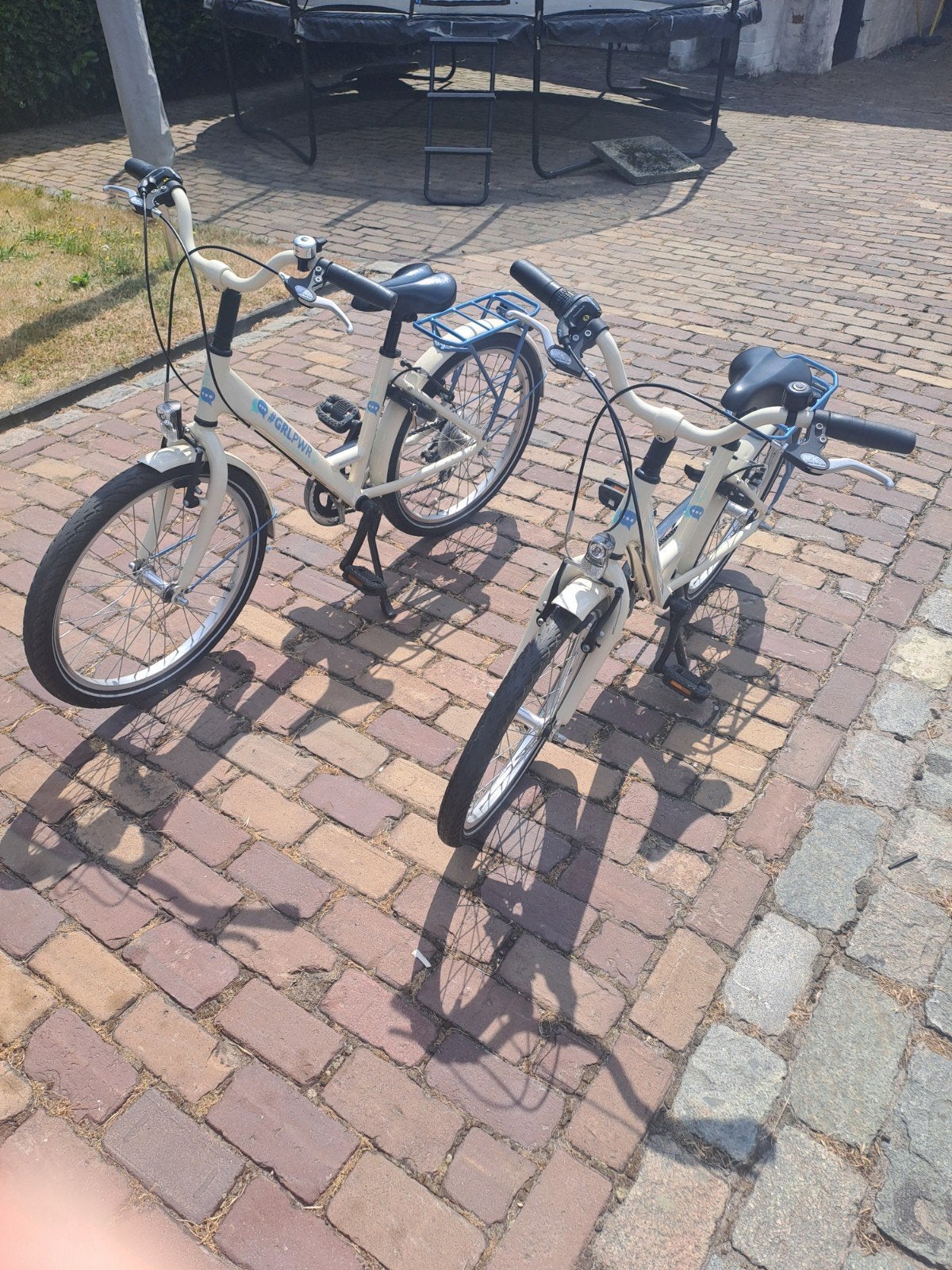 Meisjesfiets 22 inch, Ophalen, Velgrem, Versnellingen, Zo goed als nieuw