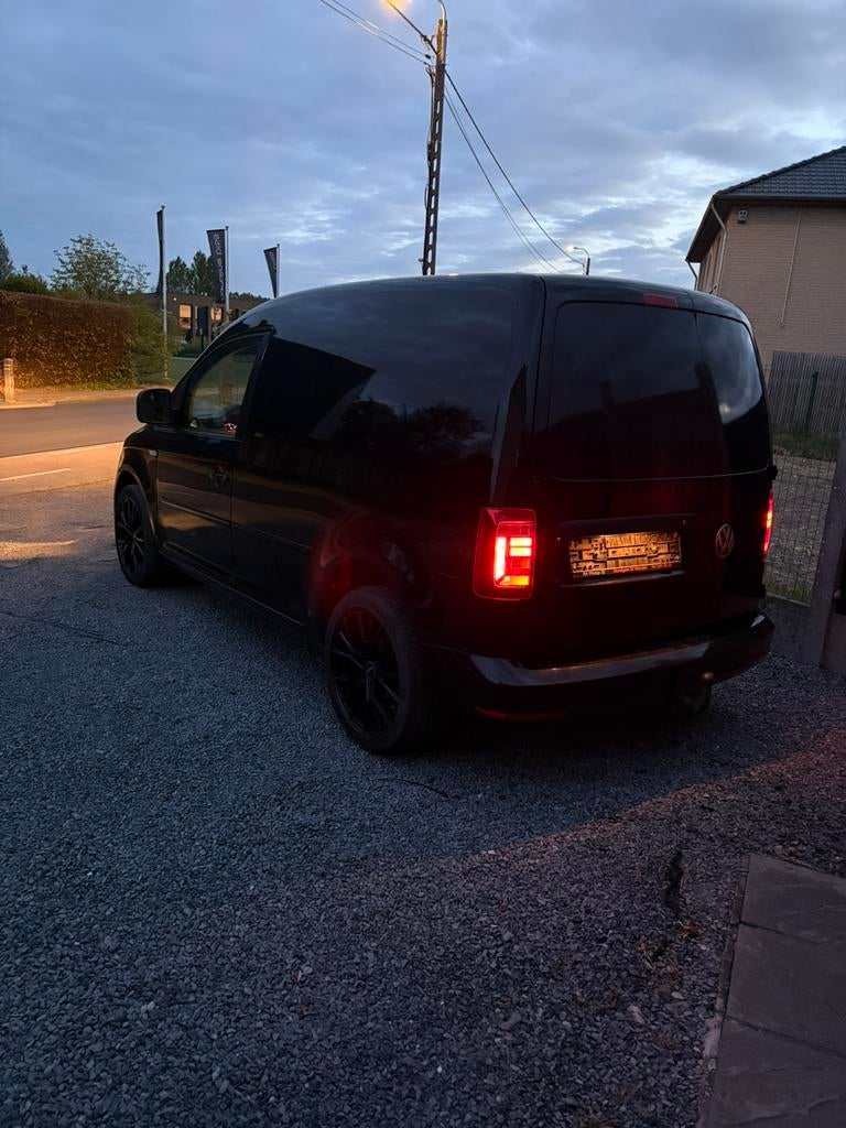 Prachtige Volkswagen Caddy 2.0 TDi, Auto's, 4 deurs, Stof, Volkswagen, Zwart