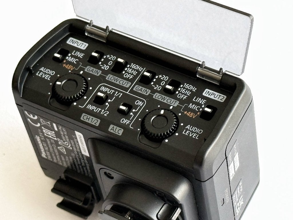 Panasonic DMW-XLR1, adaptateur double XLR, impeccable, Housse de transport incluse, Comme neuf, Enlèvement, Autres types