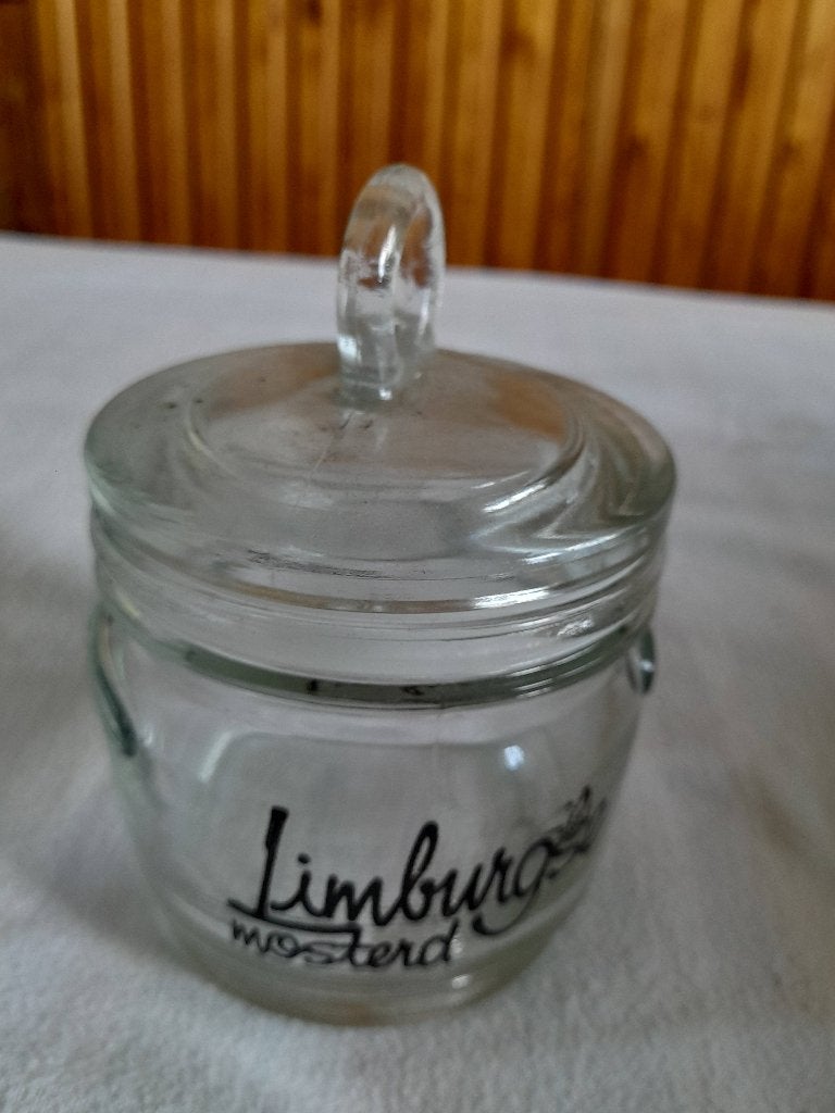 Limburgs Mosterd potje, Ophalen
