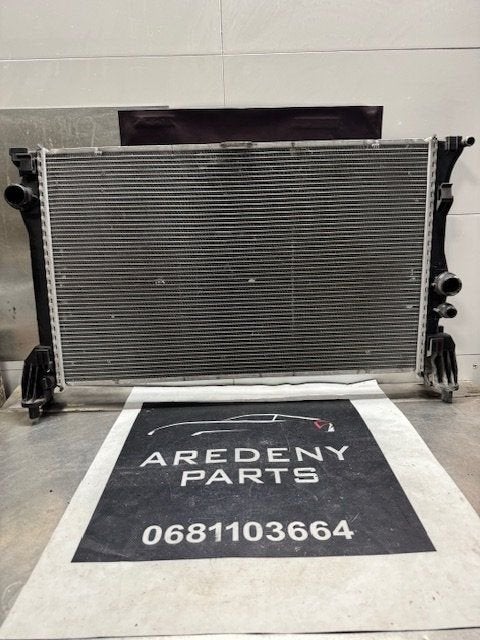 Mercedes Vito V Klasse W447 Radiateur 2.1 2.2CDI A4475010001, Utilisé, -, -, Enlèvement ou Envoi