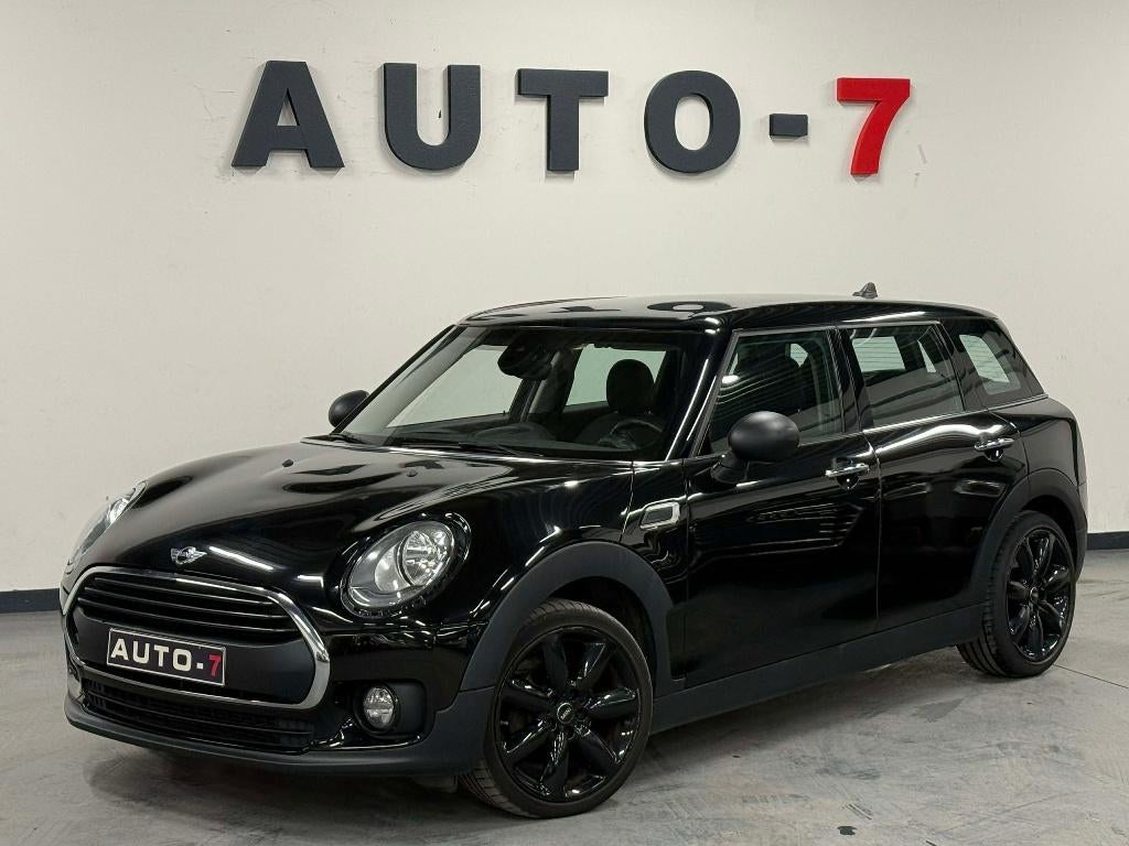Mini One Clubman 1.5A Benzine Automaat 2016!, Auto's, Automaat, 75 kW, Stof, https://public.car-pass.be/vhr/55a8b3ed-cede-42aa-ac40-af9ad341e02b