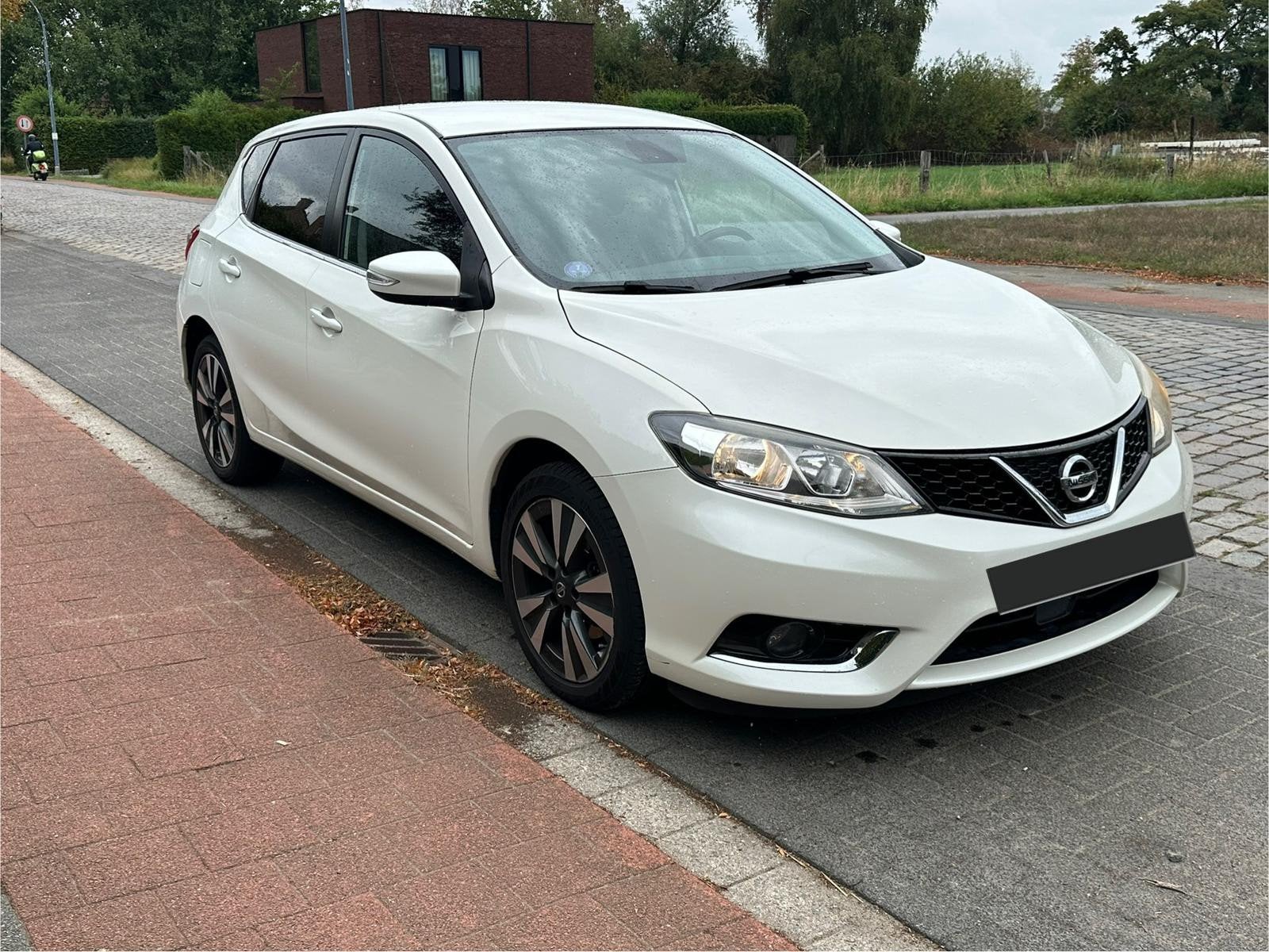 Nissan Pulsar essence 2016, Autos, Achat, Euro 6, Boîte manuelle, Entretenue par le concessionnaire