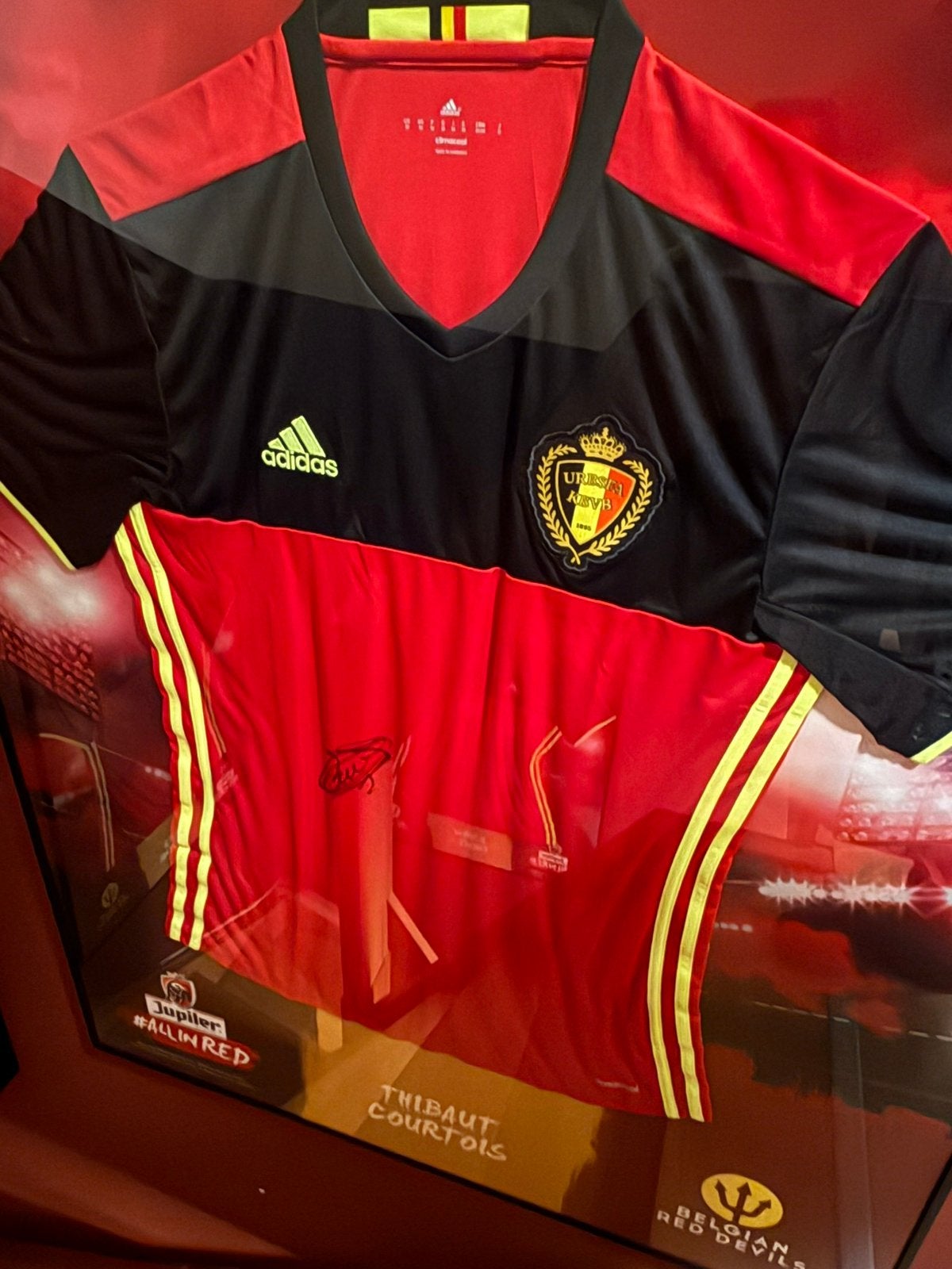 Grote jupiler kader courtois, Ophalen, Zo goed als nieuw, Shirt