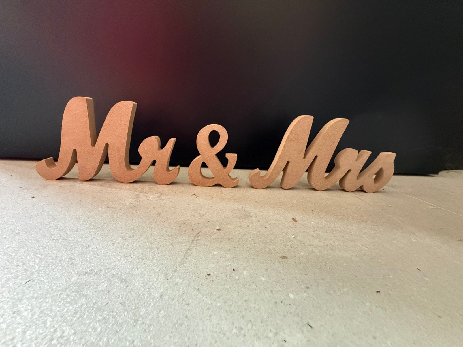 Mr & Mrs houten letters, Huis en Inrichting, Ophalen, Nieuw