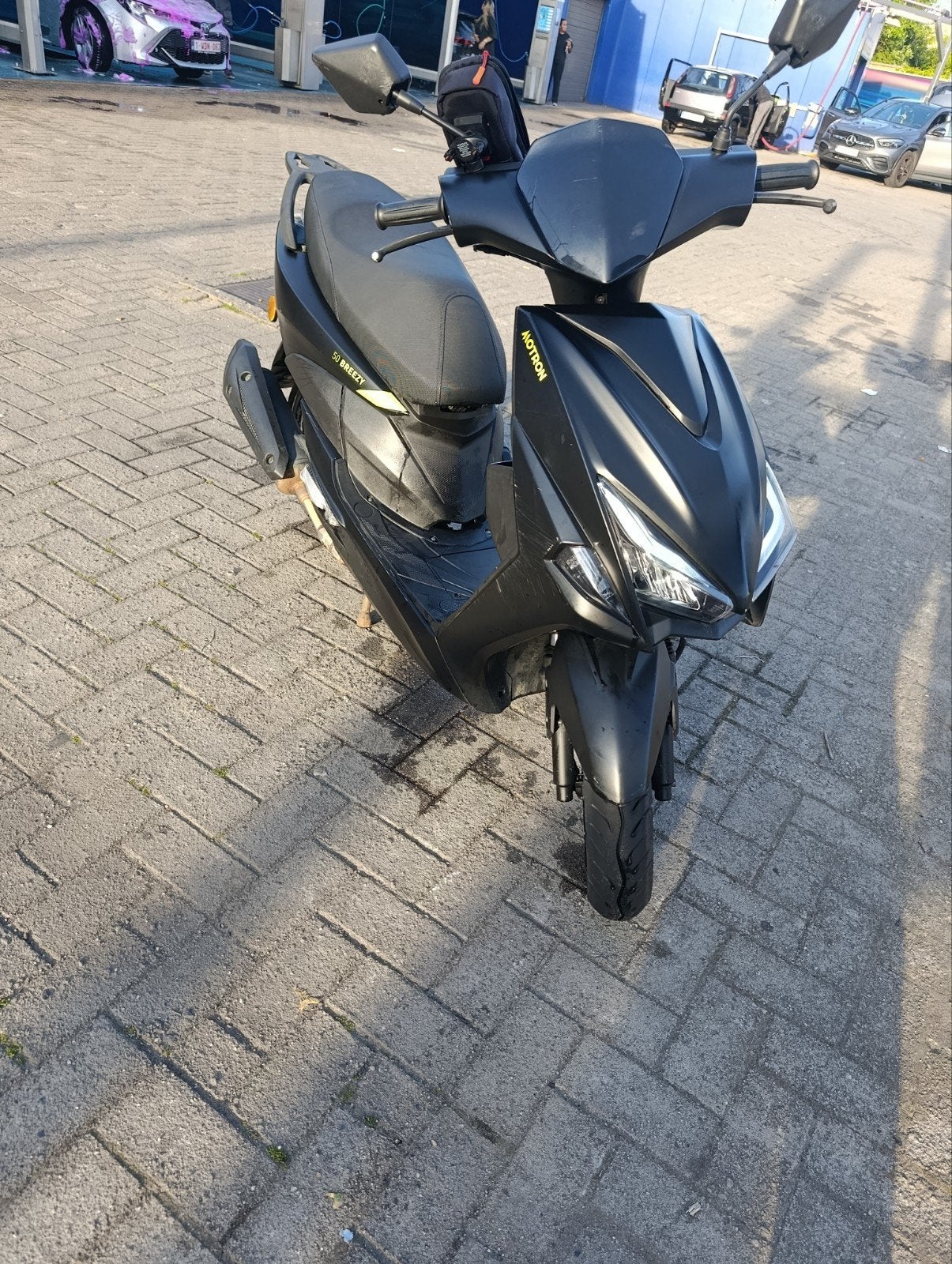 Motron Breezy 50 (2024) Klasse b + gratis Accecoires, Vélos & Vélomoteurs, Scooters | Marques Autre, Enlèvement
