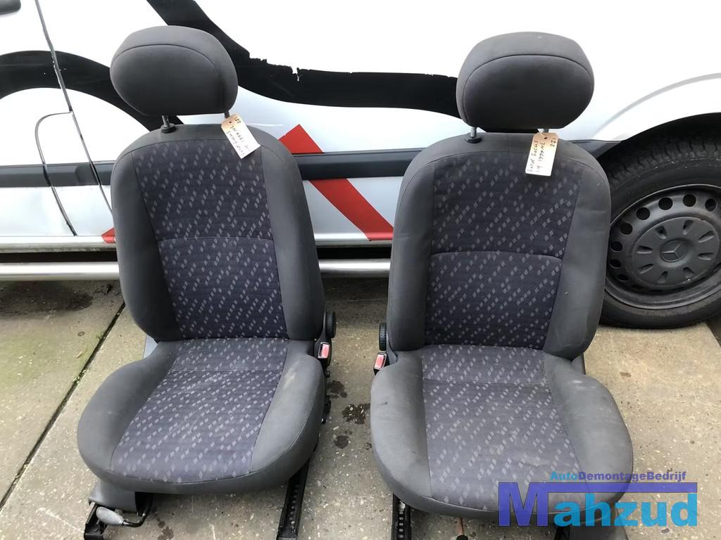 Ford Focus Voorstoel rechts links stof 1998-2005, Gebruikt, Info@ford.com, Ford, Ford Motor Company