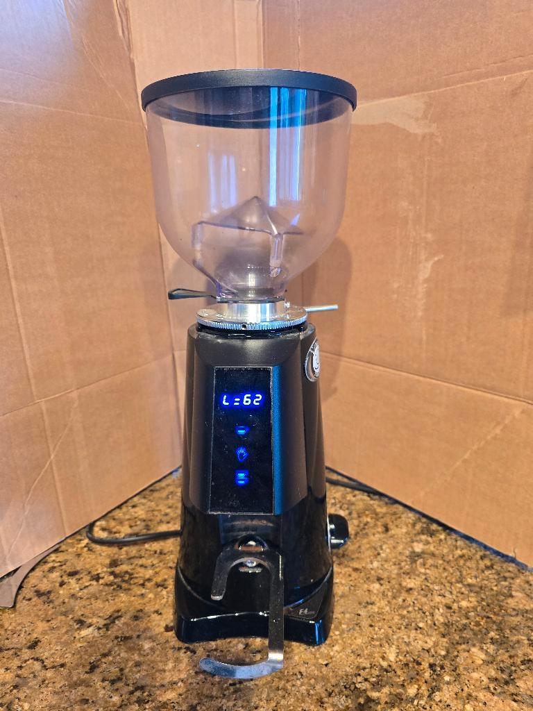 Moulin A Cafe Fiorenzato, Enlèvement