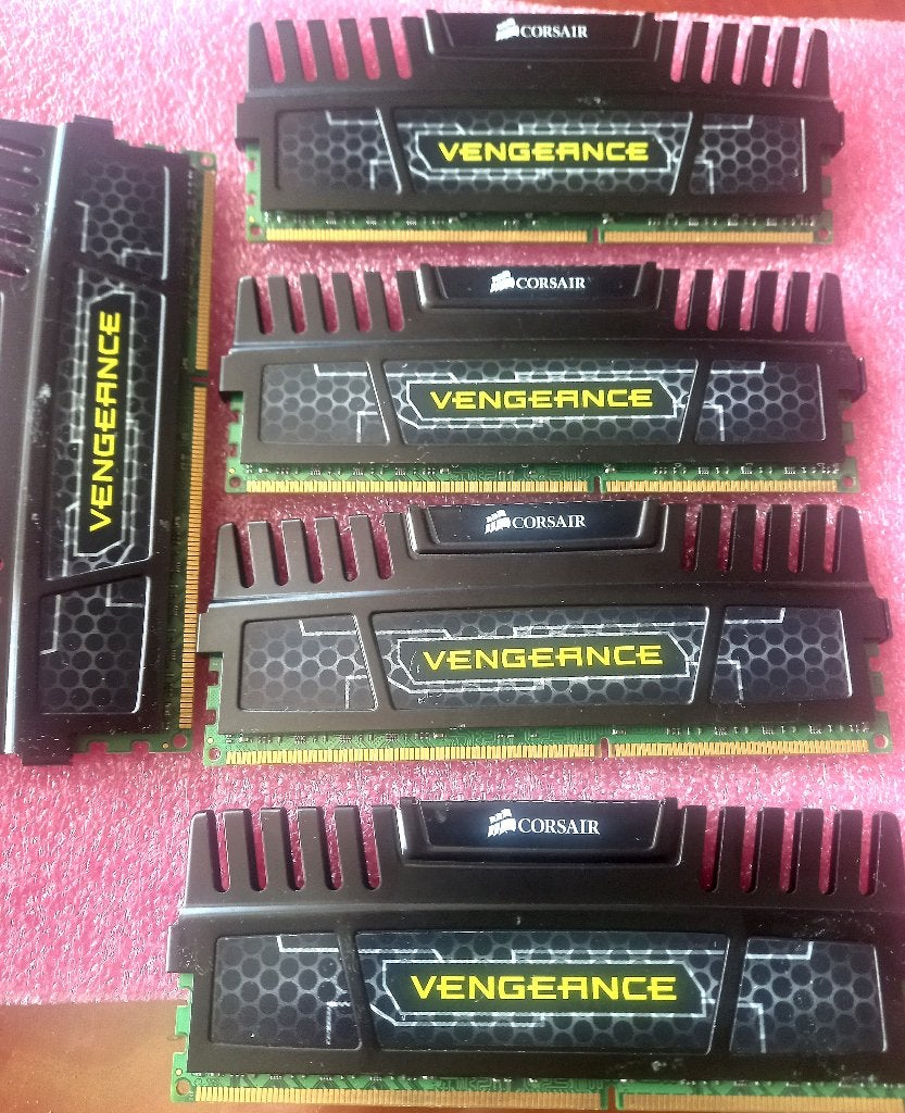 5 Corsair Vengeance DDR3 sticks van 28GB, Gebruikt, Verzenden, DDR3, Desktop