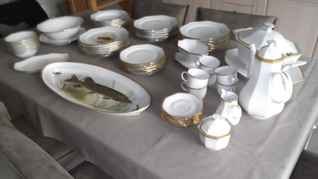 exclusief Frans porseleine servies, Antiek en Kunst, Ophalen