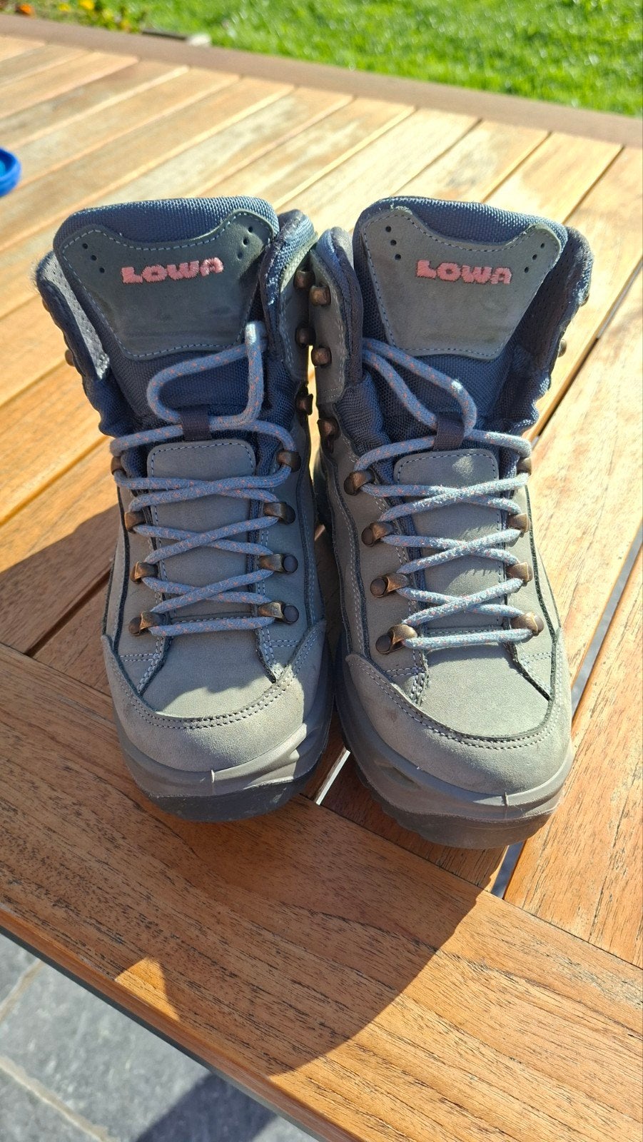 bottines Lowa renégade pointure 38 tres bon état, Enlèvement, Utilisé, Chaussures