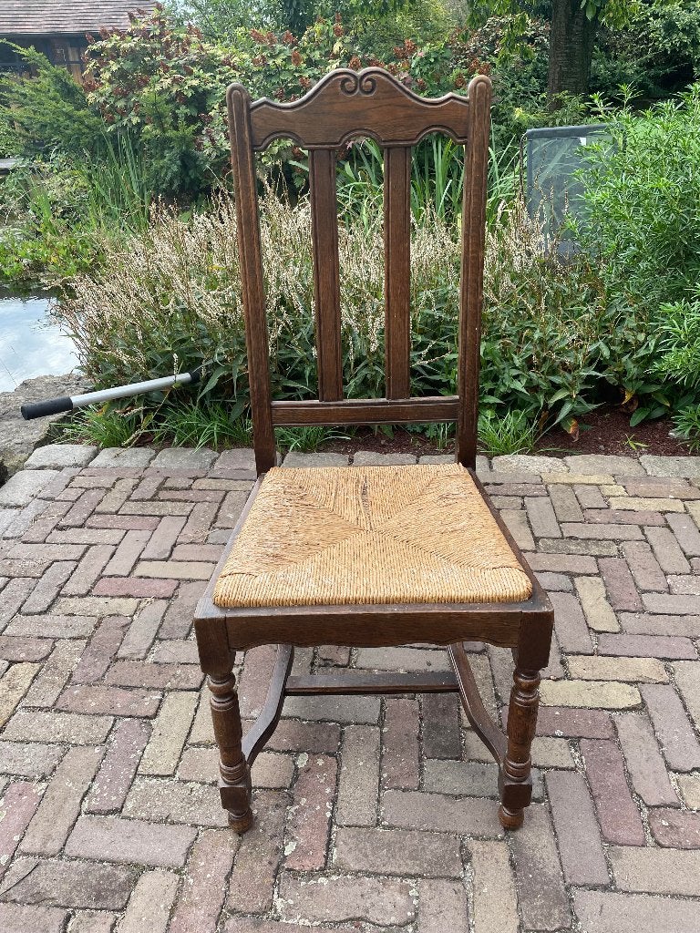 8 eiken stoelen, Enlèvement