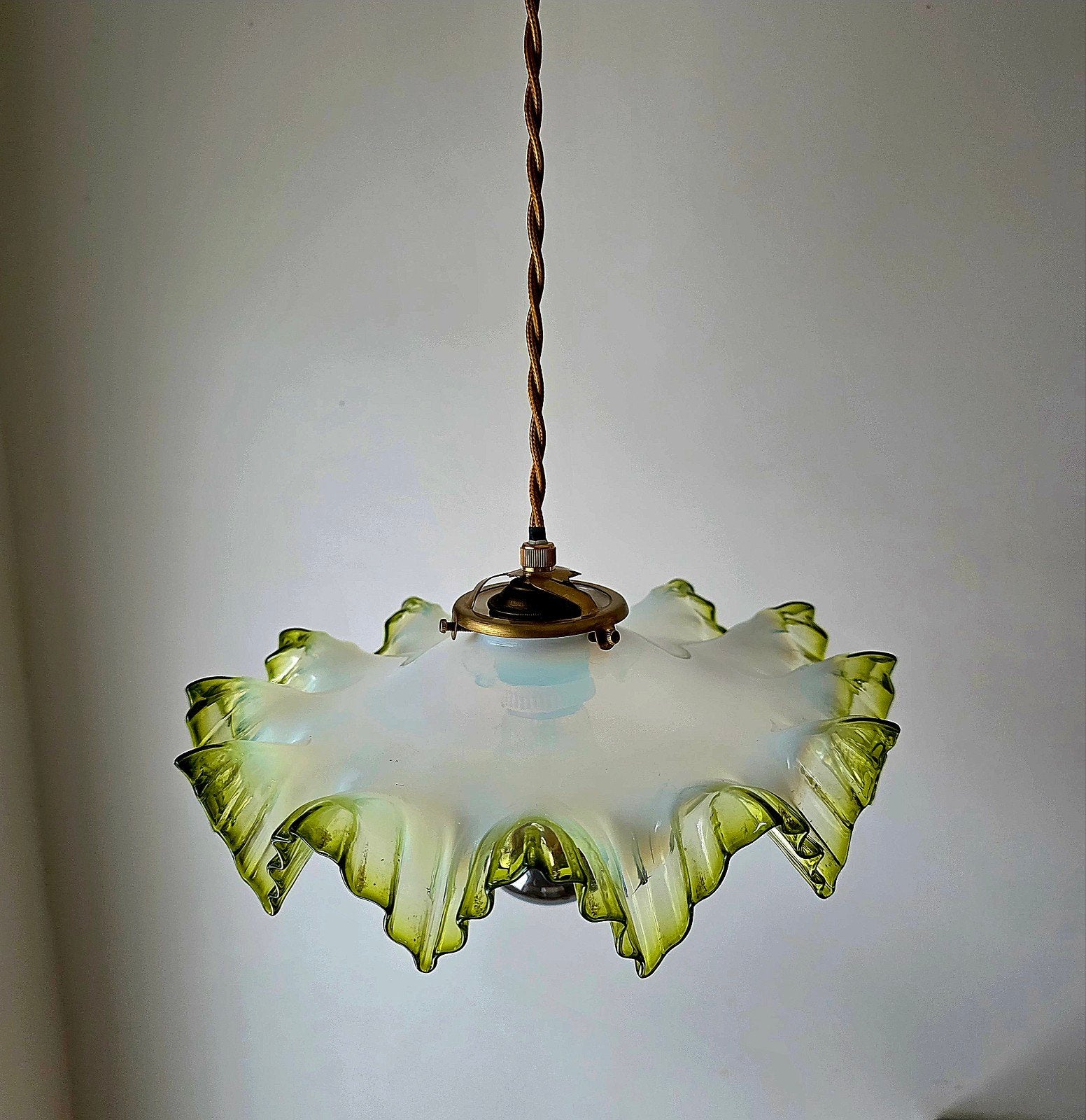 Vintage Italiaanse opaline glazen hanglamp., Antiek en Kunst, Ophalen of Verzenden