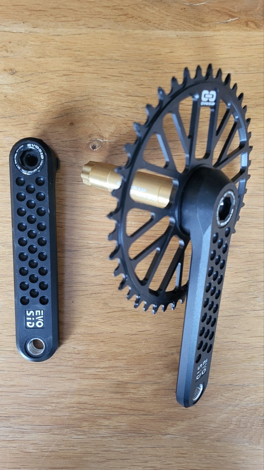 EVOCID Cranckstel, Fietsen en Brommers, Fietsonderdelen, Ophalen of Verzenden, Zo goed als nieuw, Crankstel of Pedalen, Aluminium