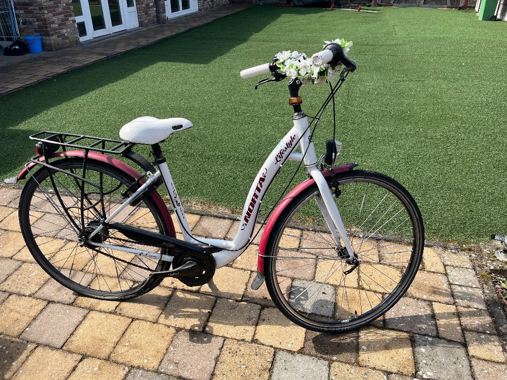 Meisjesfiets, Fietsen en Brommers, Ophalen, Terugtraprem, Gebruikt, Versnellingen