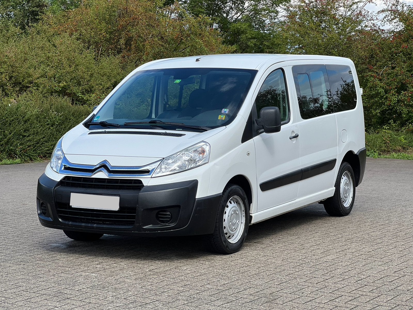 Citroën Jumpy 2.0 HDi 8 zitplaatsen • 2013**159.000 km**, Auto's, Stof, 4 cilinders, Wit, Grijs