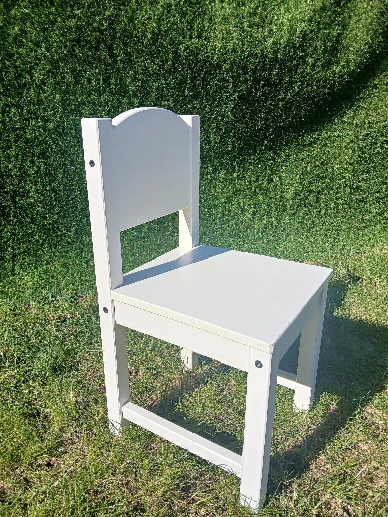 Mobilier sundvik ikea ( 3 pièces), Enfants & Bébés, Enlèvement, Utilisé, Table(s) et Chaise(s)