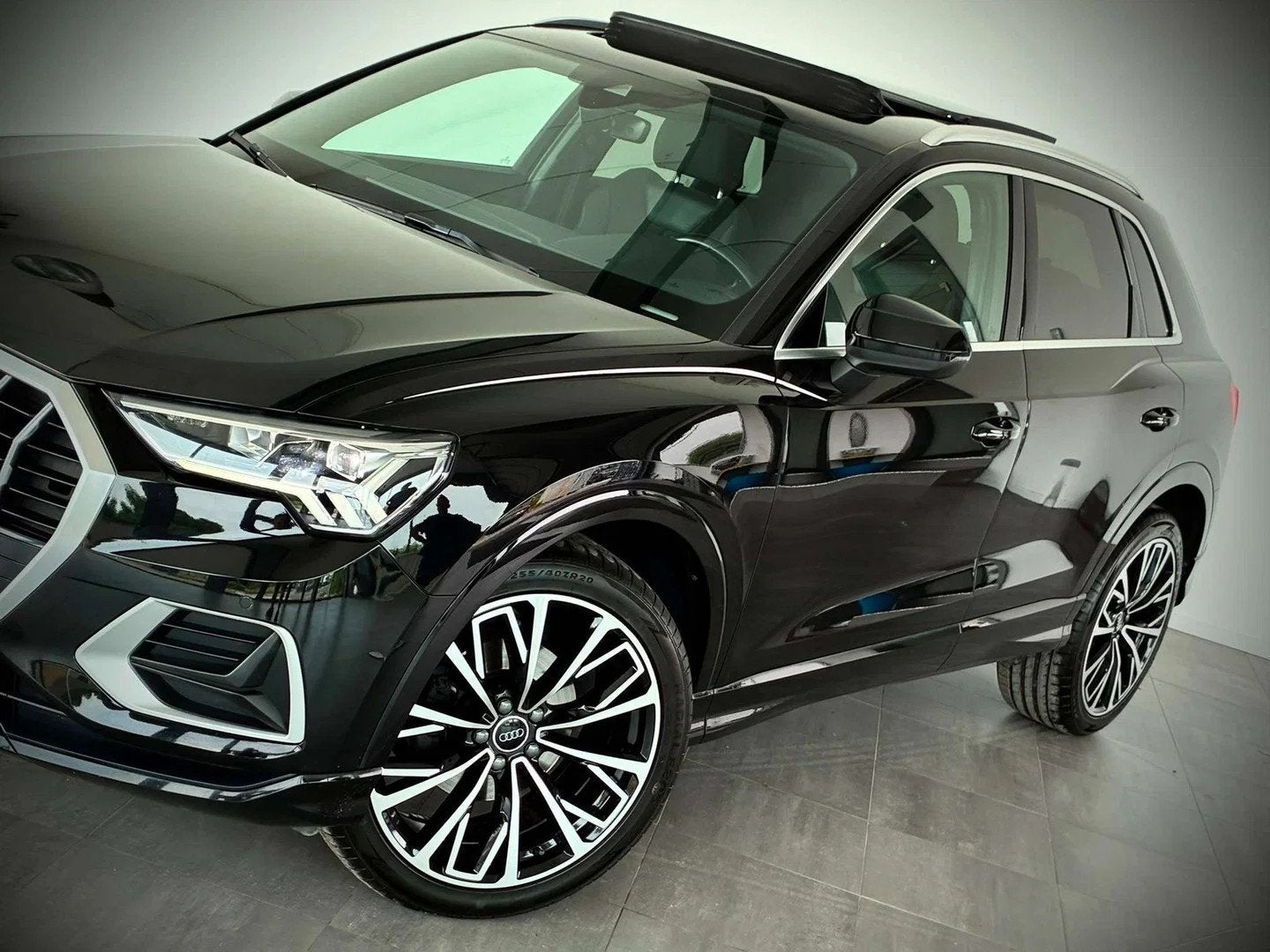 Audi Q3 2.0TDi S-LINE-1ERPRO-COCKPIT-T.O-CARPLAY-CAMERA360-J, Autos, Achat, Commande vocale, Entreprise, 1968 cm³