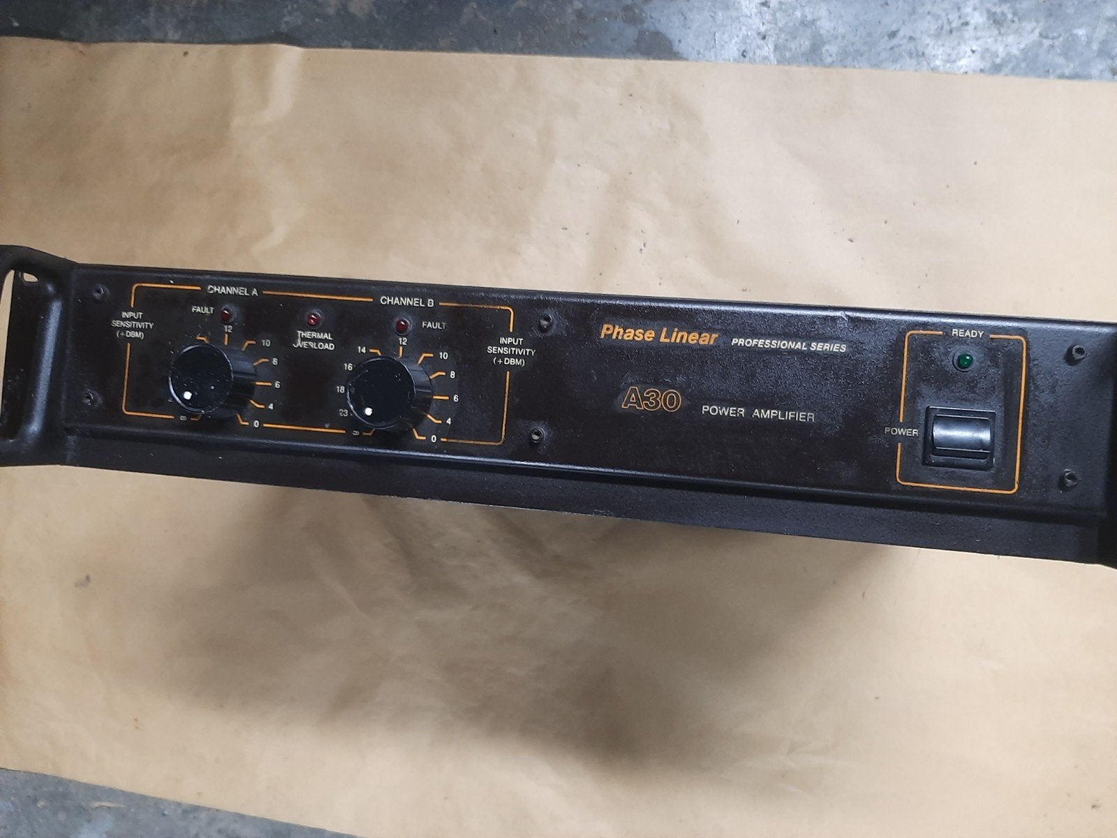 Ampli Phase linear A30, Enlèvement