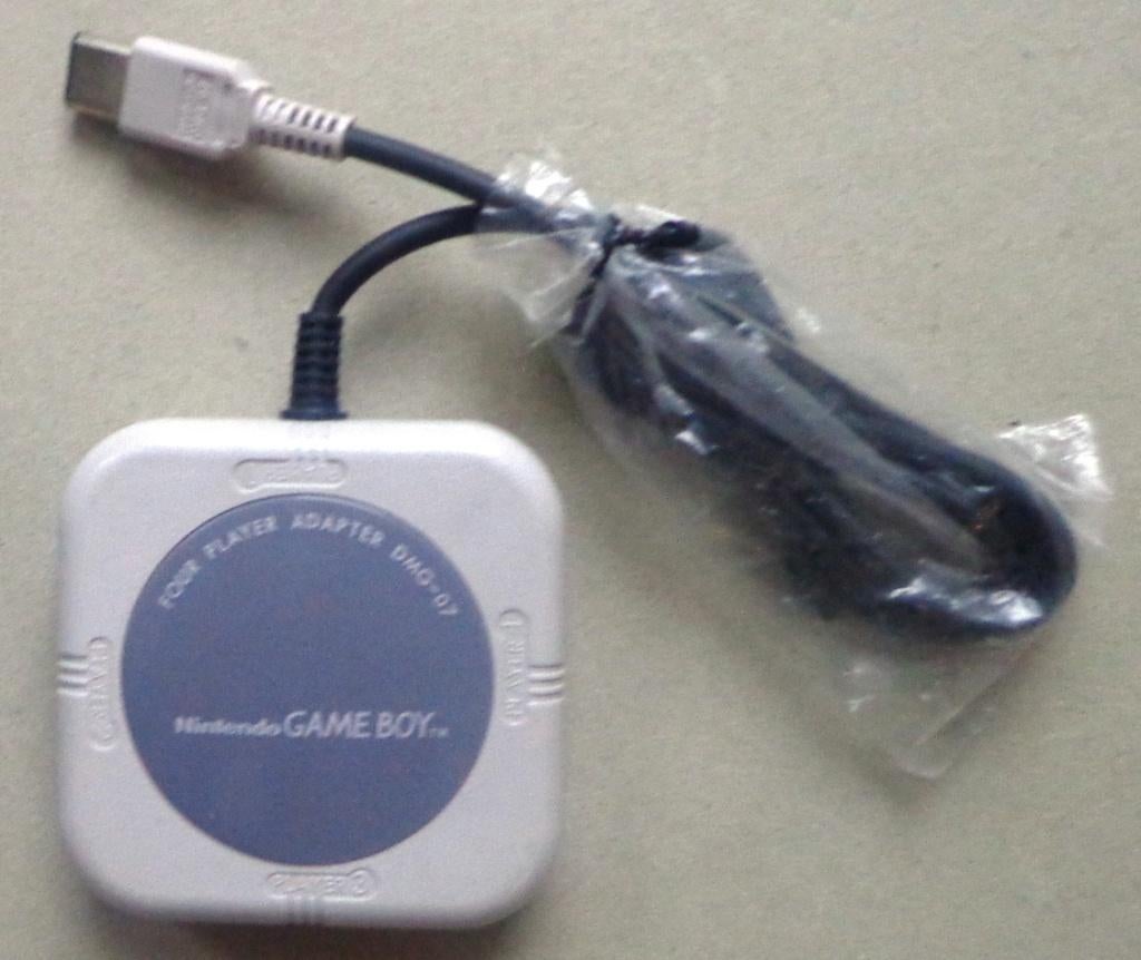 Four Player Adapter DMG-07 voor de GB Classic, Ophalen of Verzenden, Gebruikt