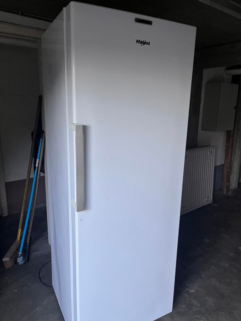 Whirlpool diepvries 377 liter A++, Ophalen, Zo goed als nieuw