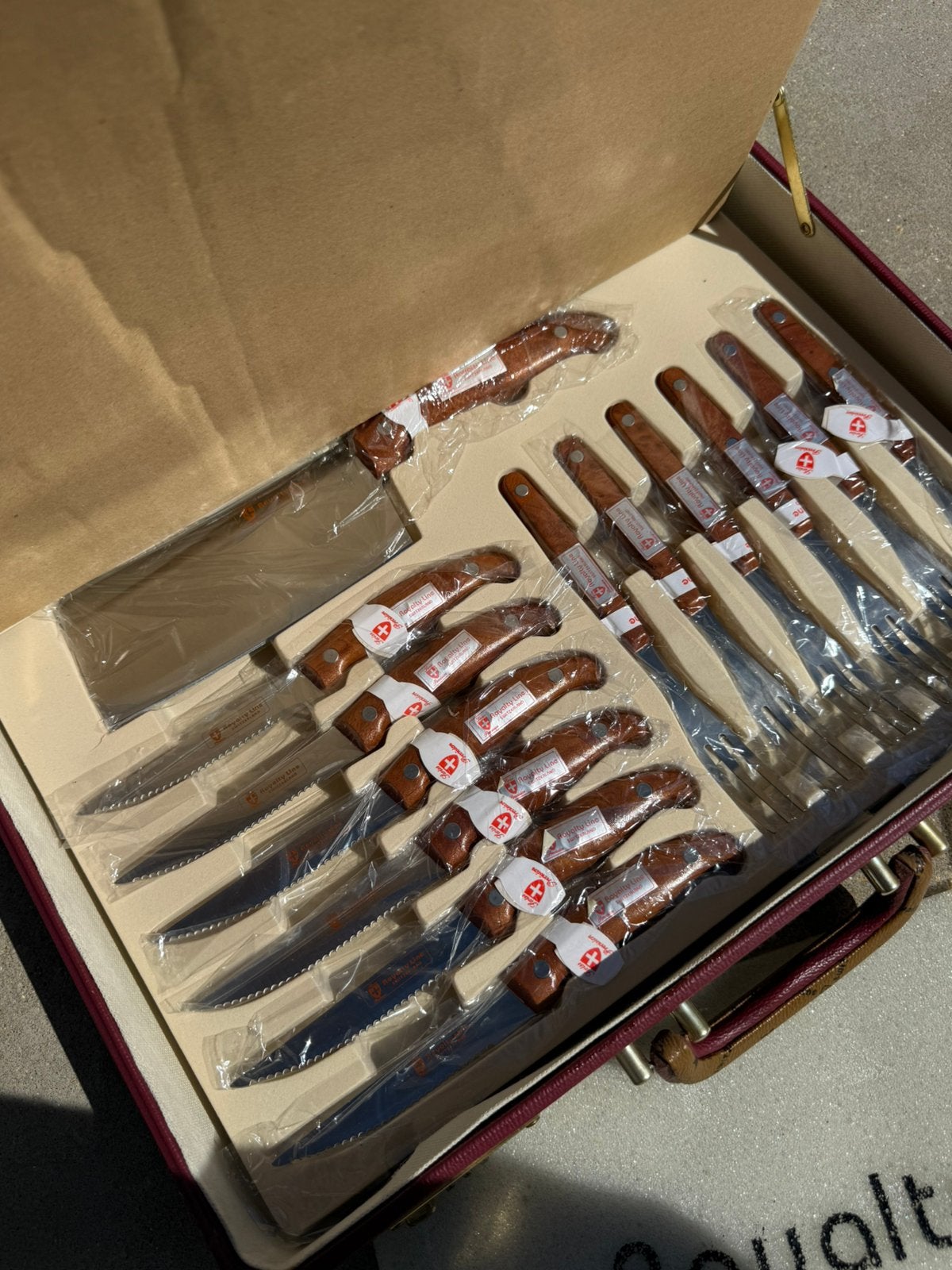 Royalty Line Switzerland 25-delige messenset in luxe koffer, Ophalen, Zo goed als nieuw, Royalty Line, Broodmes