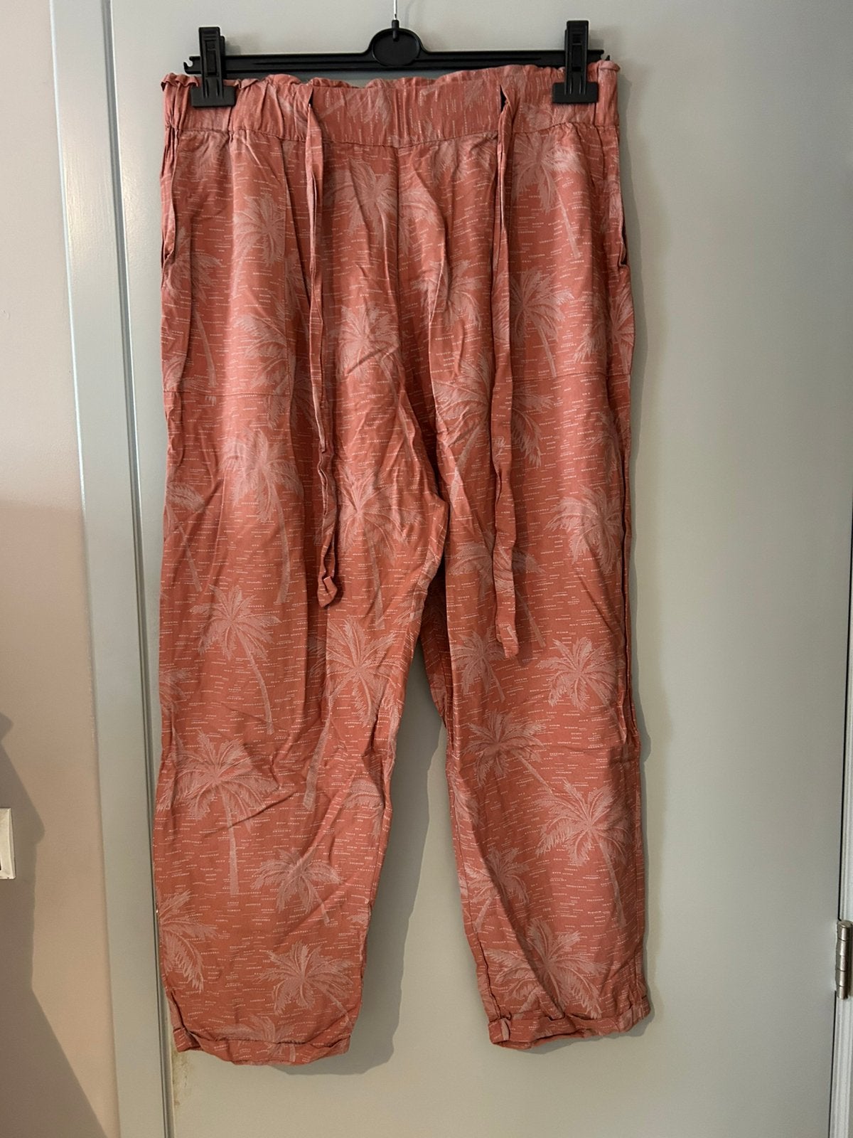 Broek geisha maat 44, Kleding | Dames, Ophalen, Zo goed als nieuw, Maat 42/44 (L), Lang