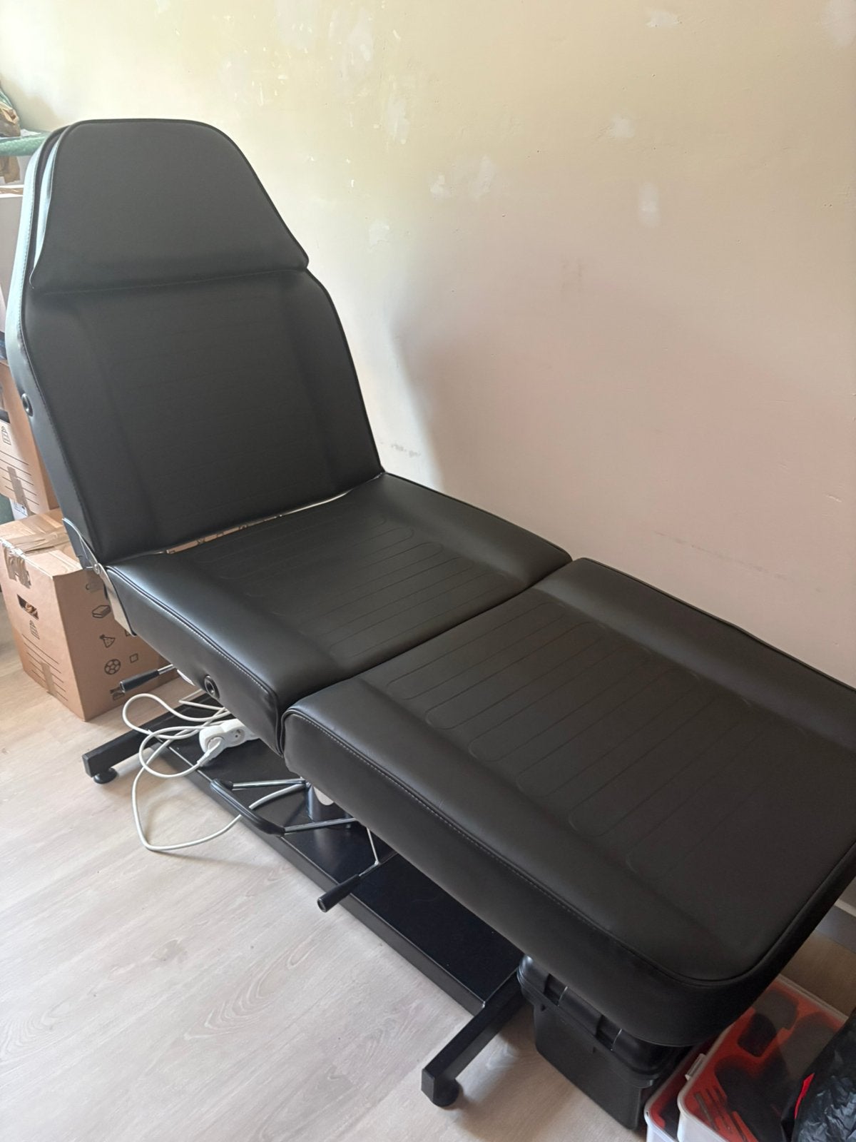 Tattoo/PMU/Massage stoel, Ophalen, Zo goed als nieuw