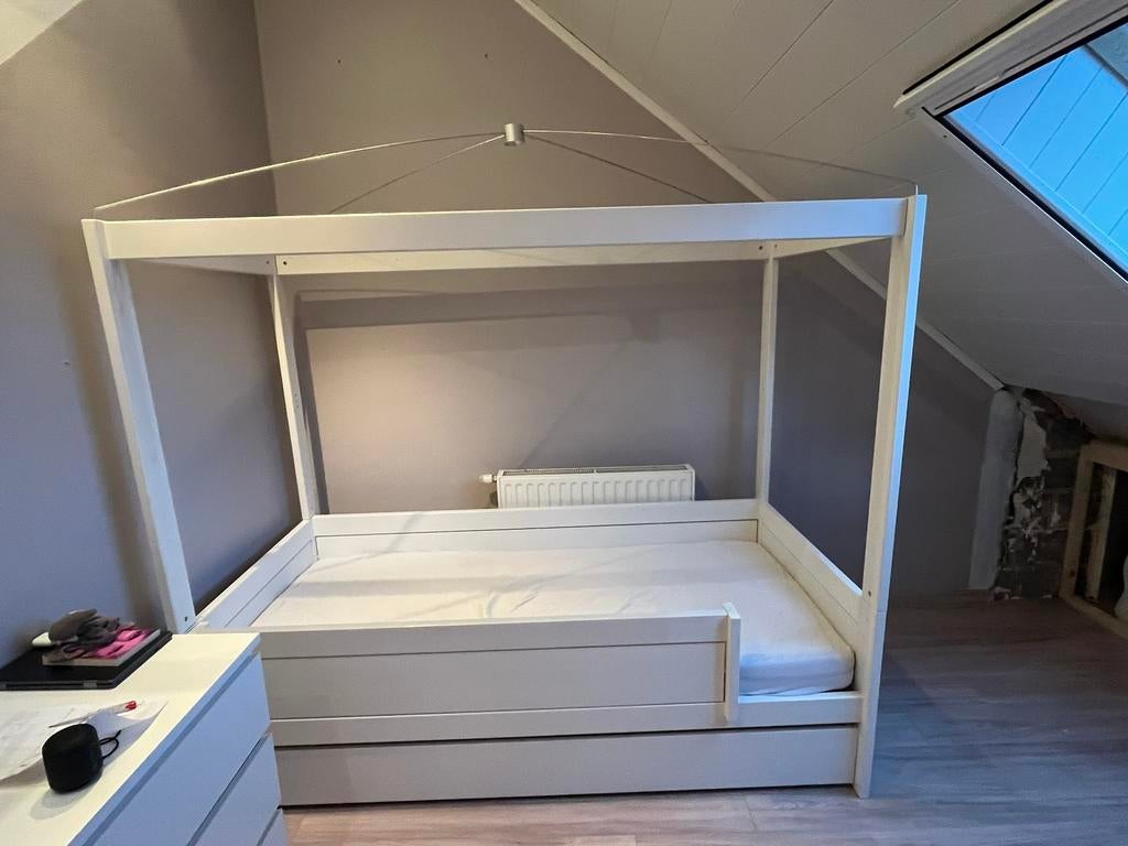 Hemelbed voor het leven, Kinderen en Baby's, Kinderkamer | Stapelbedden en Hoogslapers, Zo goed als nieuw, Ophalen