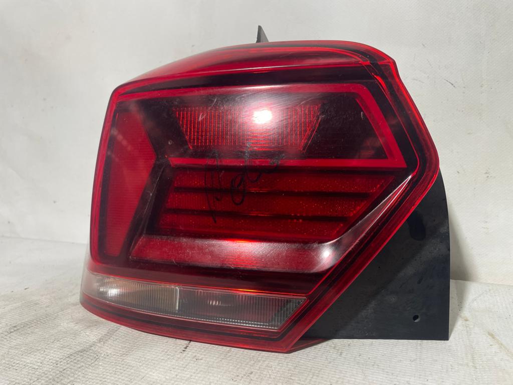 Linker achterlicht VW POLO 6 2G0945111B, Auto-onderdelen, Ophalen, Gebruikt, BMW