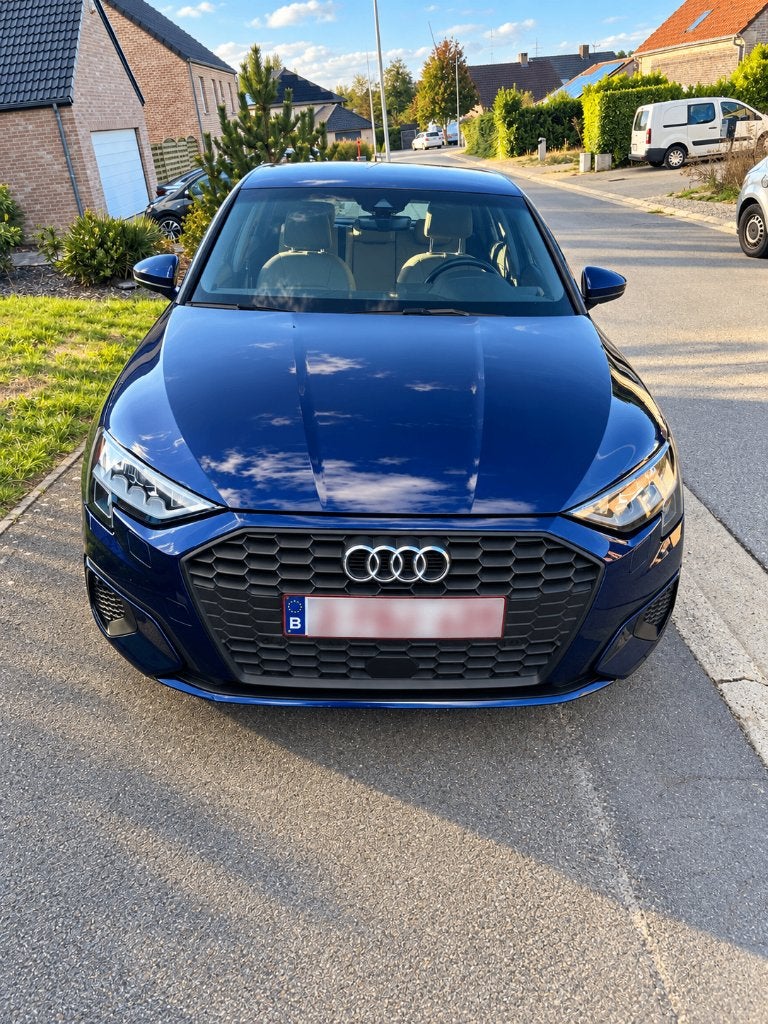 Audi A3 Sportback 30 TFSI S tronic Business Plus – Cuir, Dealer onderhouden, 1280 kg, Blauw, Leder