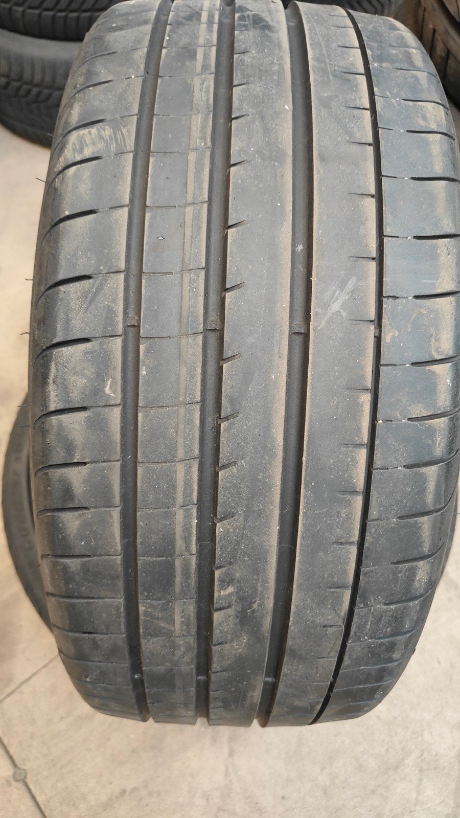 235/35 r19 Goodyear 235 35 r19 235-35-r19, Enlèvement